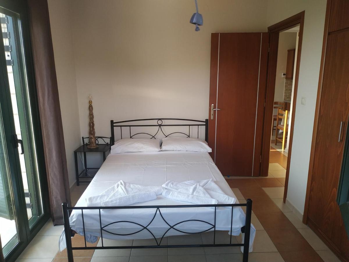 Papadeas Villas Megali Mantineia Zewnętrze zdjęcie